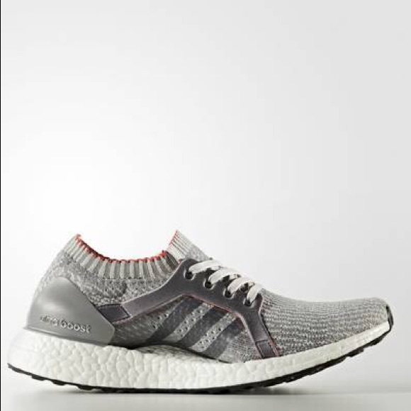 2 pair of Adidas Ultraboost Women’s size 8 NWT - Picture 4 of 7